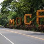 Una de las entreadas del municipio de Moca.