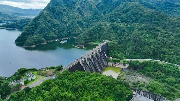 Presa de Valdesia.