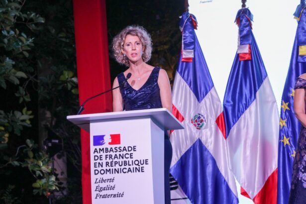 La embajadora de Francia en la República Dominicana, Sonia Barbry.