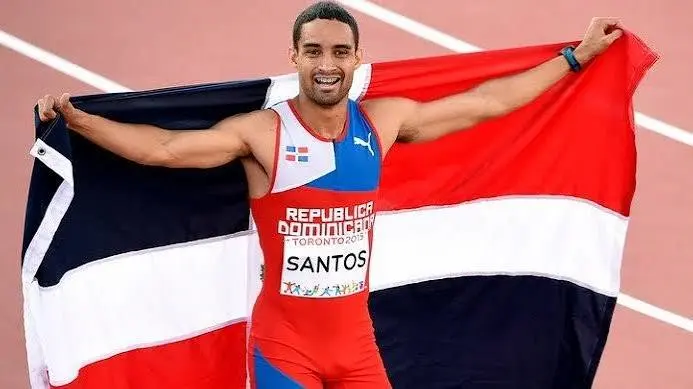 Luguelín Santos gana la medalla de plata en los 400 metros en los Juegos Olímpicos de Londres.