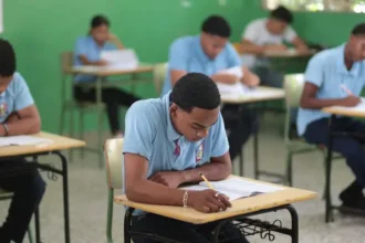 Minerd convoca a estudiantes para la segunda convocatoria de las Pruebas Nacionales.