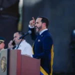 Abelardo de la Espriella al asumir la Presidencia de Colombia.