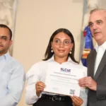 Luis Abinader entrega más de 36,000 becas del ITLA para formación en áreas tecnológicas.