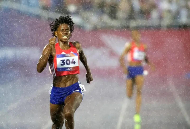 La dominicana Marileidy Paulino en el torneo de atletismo de los XXV Juegos Centroamericanos y del Caribe.