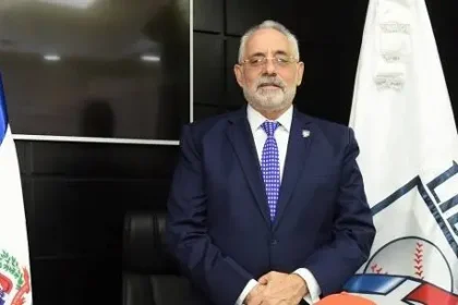 El presidente de la Liga de Béisbol Profesional de la República Dominicana (LIDOM), Vitelio Mejía Ortiz.