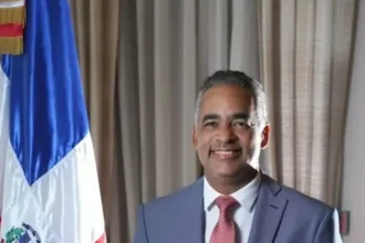Joel Santos.