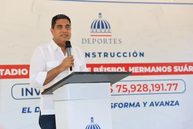 El ministro de Deportes, Kelvin Cruz.