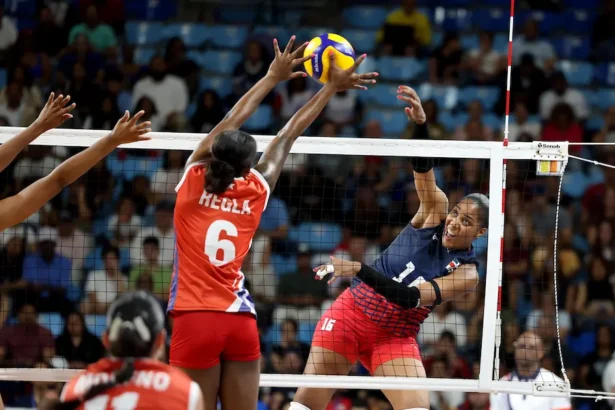 RD derrota a Cuba y mantiene paso perfecto en el voleibol femenino de los JCC 2026.