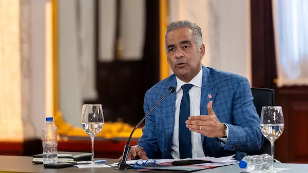 El ministro de Energía y Minas, Joel Santos.