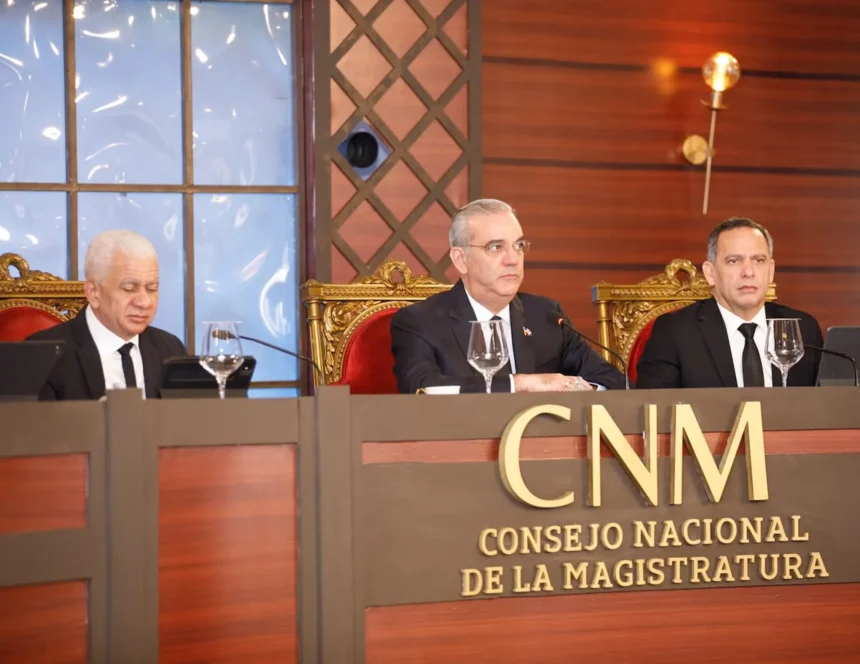 El presidente Luis Abinader encabeza la reunión del Consejo Nacional de la Magistratura (CNM).