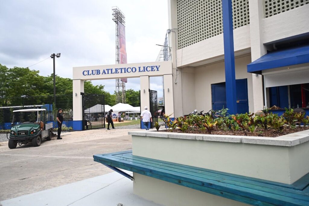 Oficinas de los Tigres del Licey en el Estadio Quisqueya Juan Marichal.