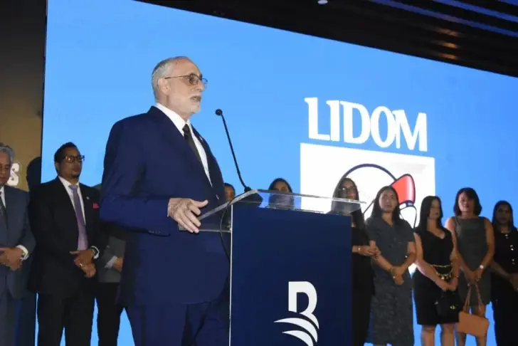 El presidente de LIDOM, Vitelio Mejía Ortiz.